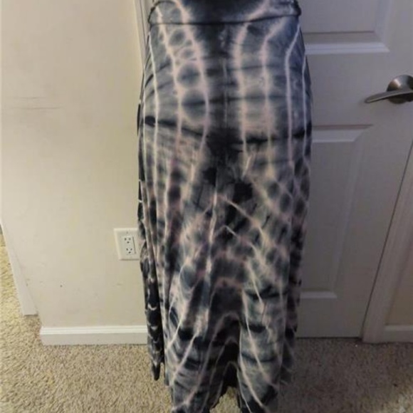 MONO B. GRAY,NAVY,LT PINK TIE DYE  SKIRT M - Picture 3 of 4